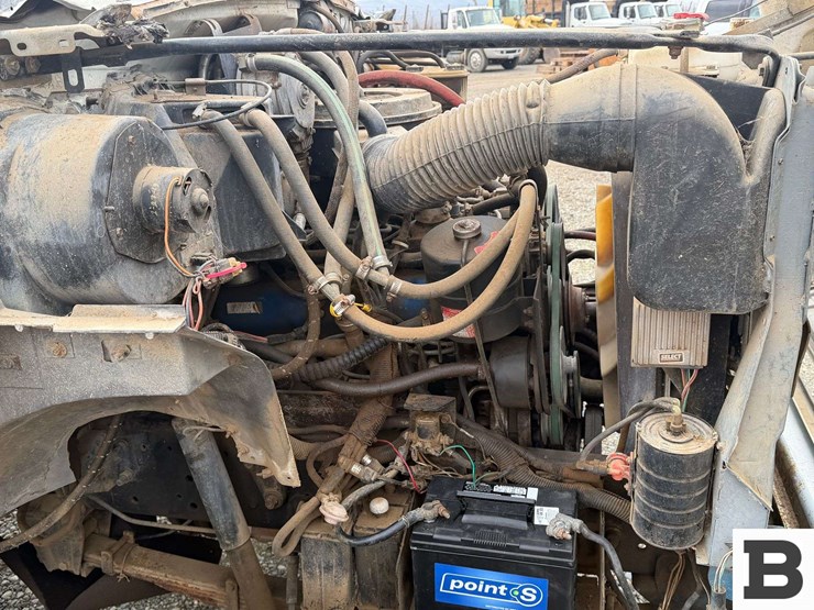 1990-ford-f700-image-44