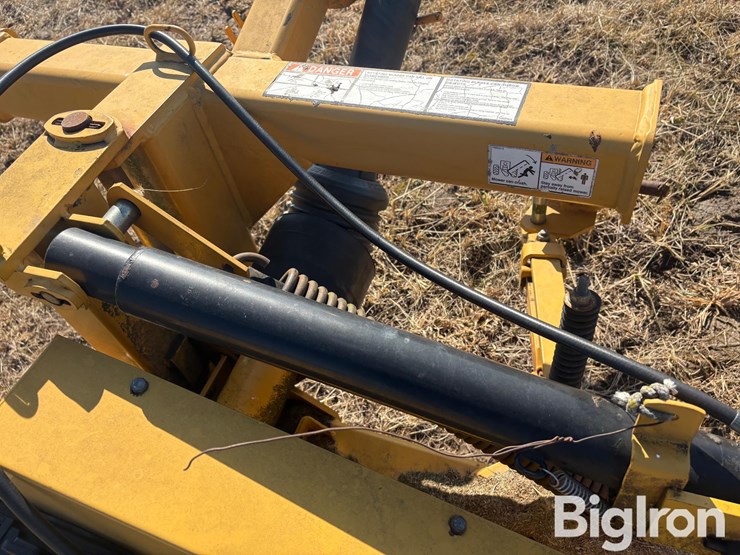 2007-vermeer-7040-image-13