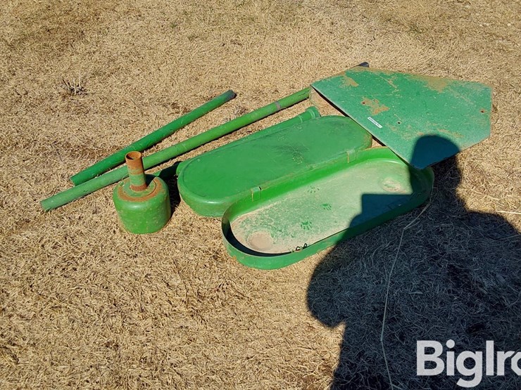 john-deere-843-image-1