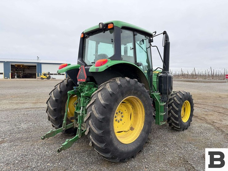 2017-john-deere-6130m-image-6