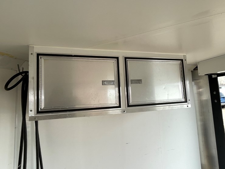 #3202-•-2002-renagade-kibbi-haul-lite-26'-trailer-(has-wi-title)-image-21