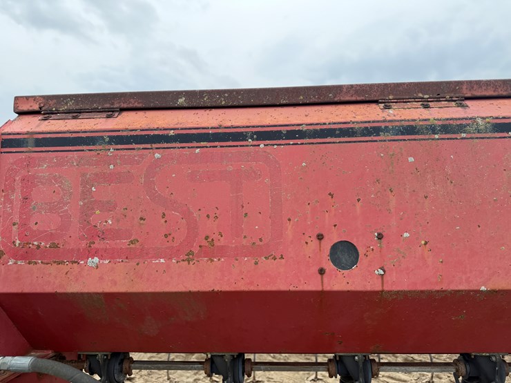 #41257-•-h&s-manufacturing-ls1440-levee-plow-w/-best-seeder-image-32