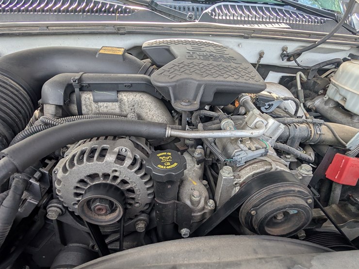 2004-chevrolet-2500-image-22