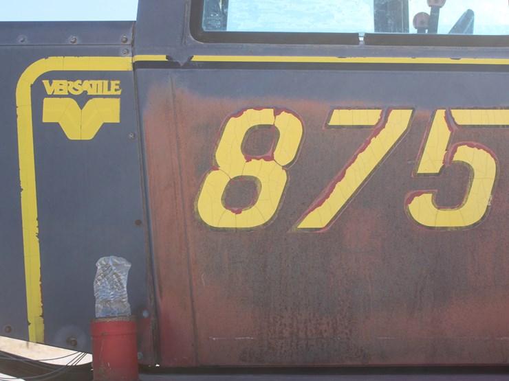 1980-versatile-875-image-62