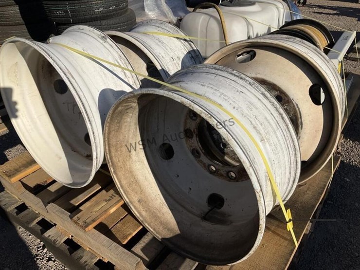 (4)-22.5-x-9.00-steel-wheels-image-4