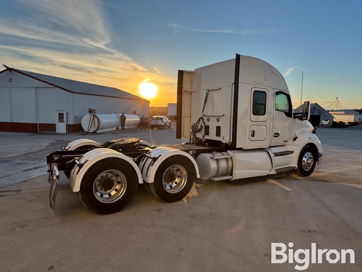 2021-kenworth-t680-image-5