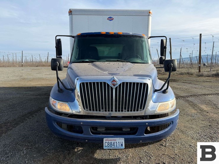 2015-international-durastar-4300-image-8