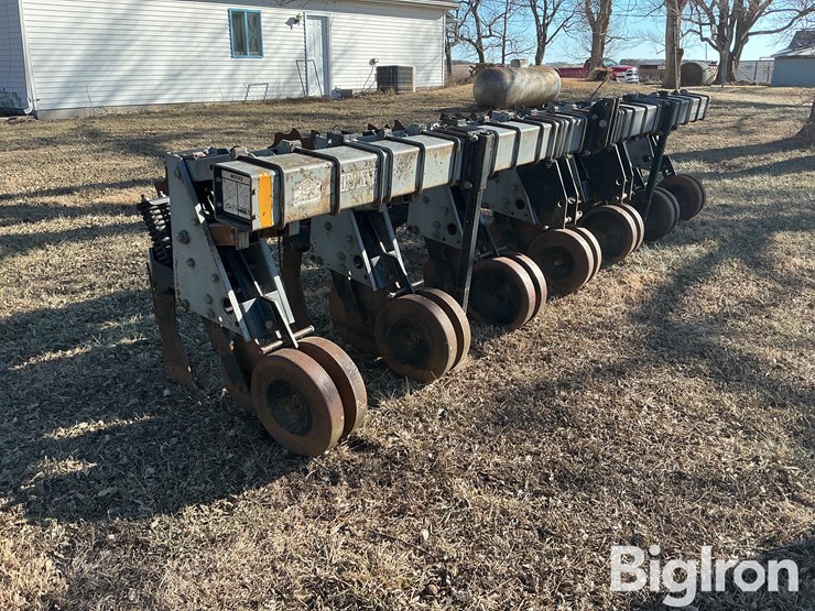 hiniker-econo-till-cultivator-image-3