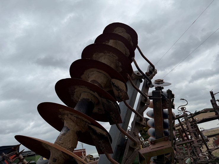 john-deere-25-image-28