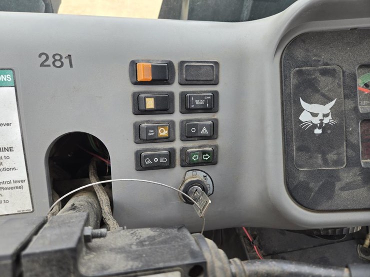 2018-bobcat-toolcat-5600-image-19