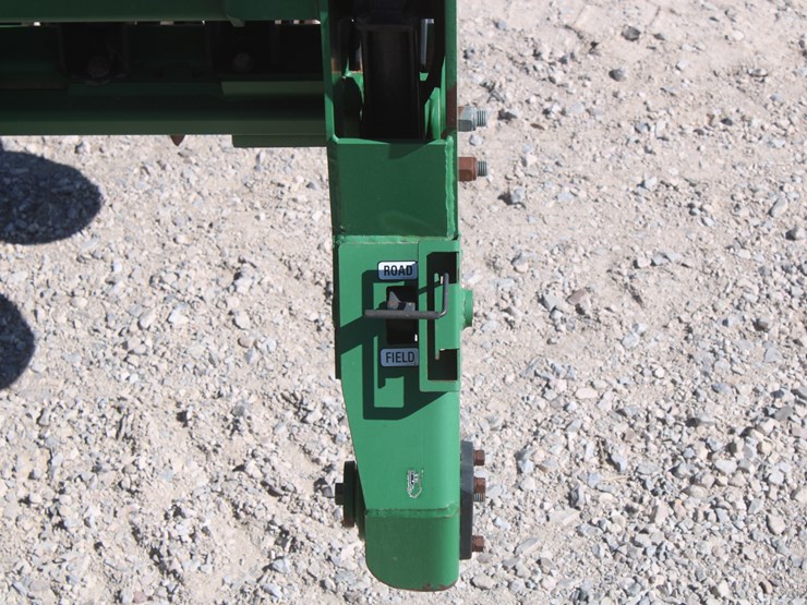 #1004-•-great-plains-3s-400d-solid-stand-grain-drill-image-35