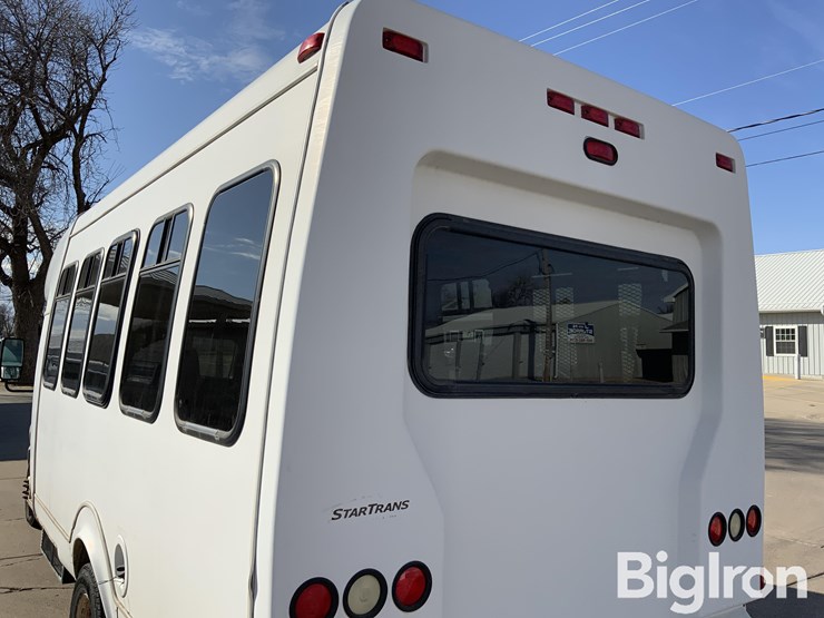 2010-ford-e450-image-14