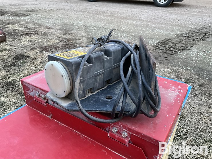 john-deere-4440-image-1