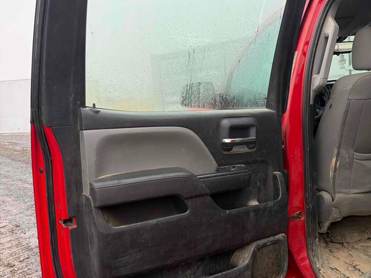 2017-chevrolet-2500-image-10