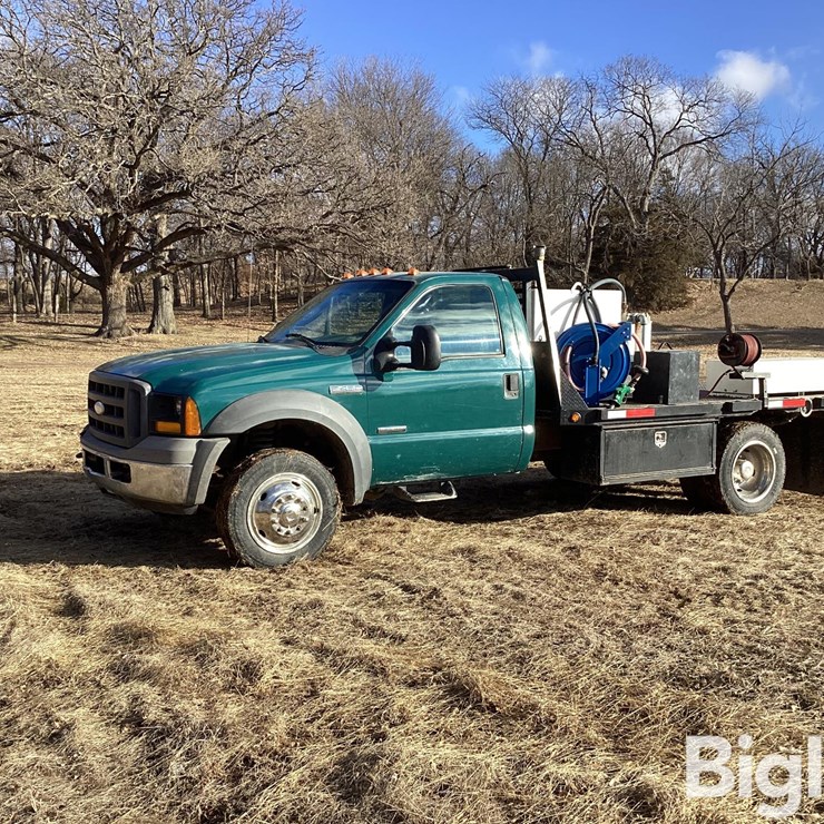 2005 FORD F450 XL