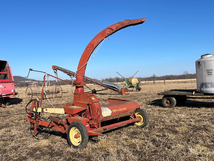 #3448-•-new-holland-chopper-image-3