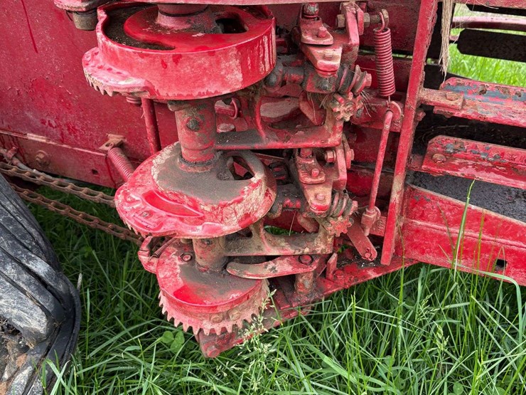 new-holland-super-77-image-5