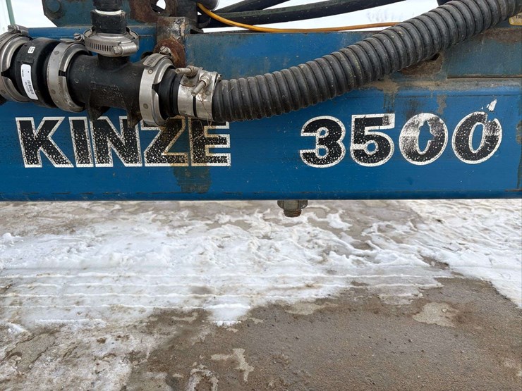 kinze-3500-image-16