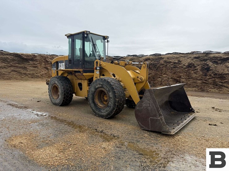 caterpillar-928g-image-8