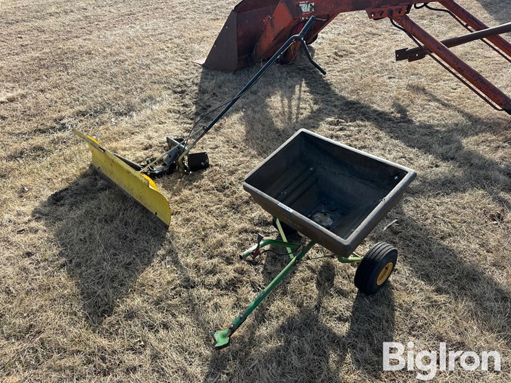 john-deere-la-image-1