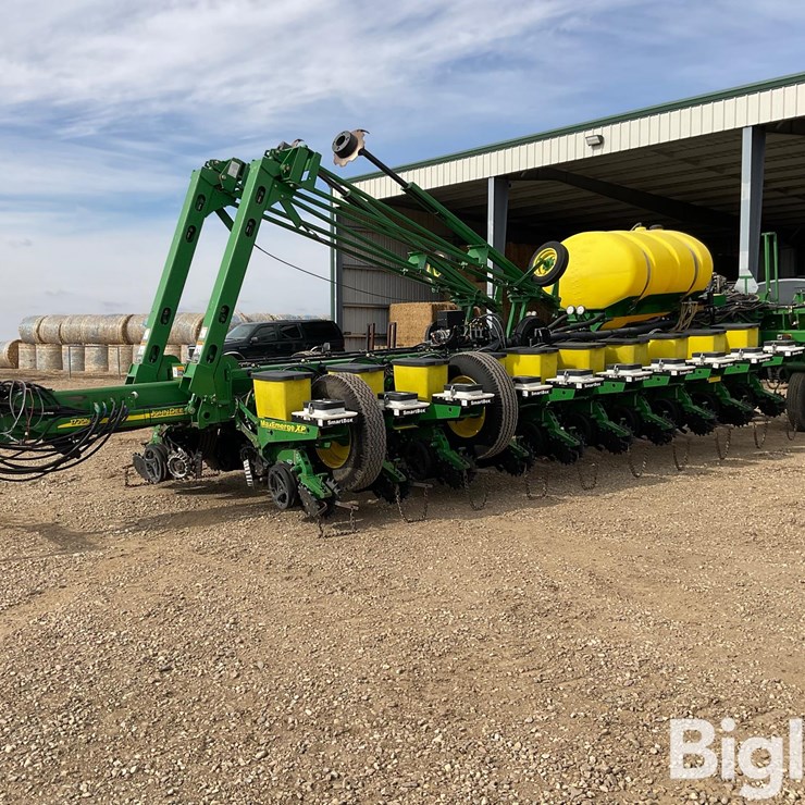 2007 JOHN DEERE 1770NT