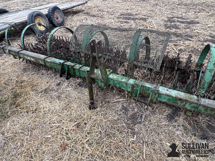 john-deere-e0414-rotary-hoe-image-9