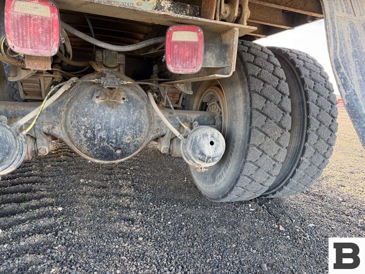 1998-international-4900-image-26