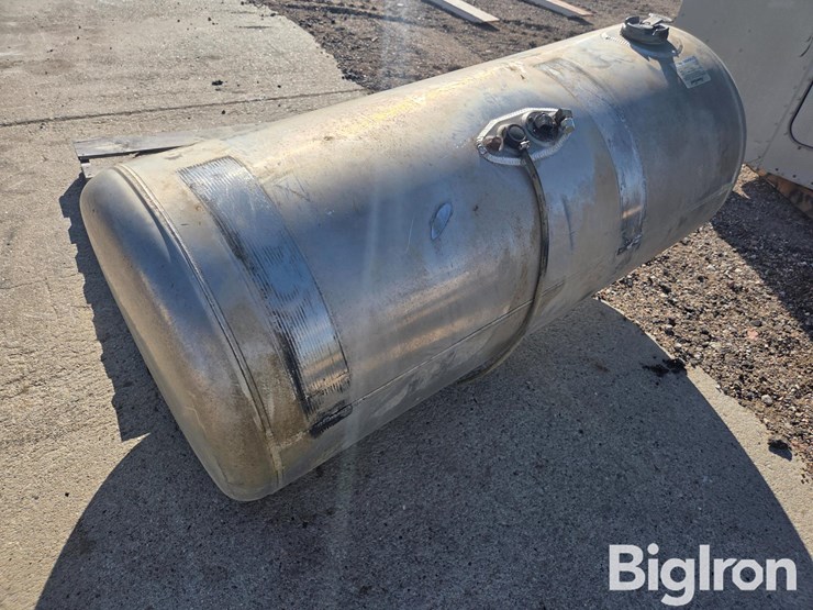 2021-alumitank-aluminum-fuel-tank-image-3