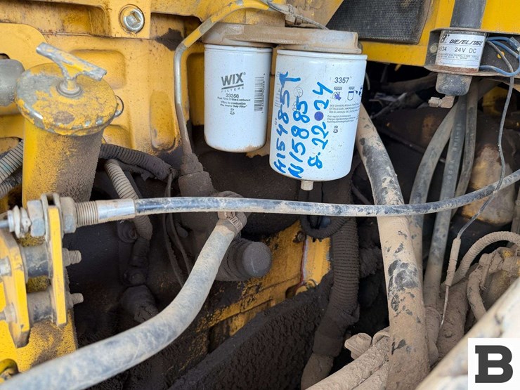 2001-komatsu-wa380-3-image-68