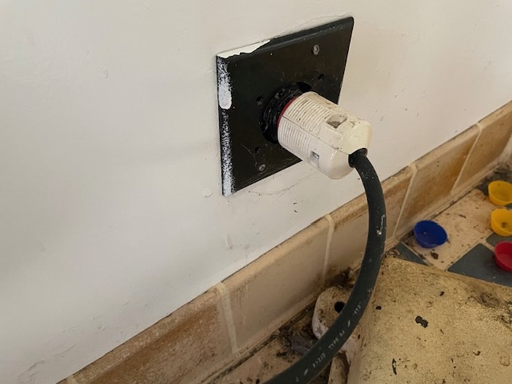 #6001-•-hobart-80-qt-commercial-mixer-(jacksonport,-wi)-image-11