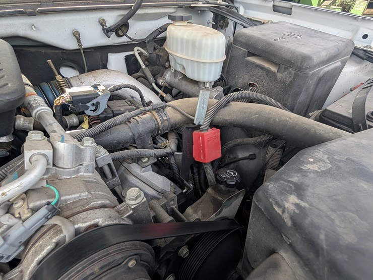 2004-chevrolet-2500-image-24