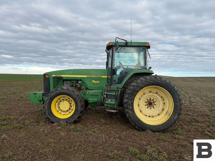 1995-john-deere-8300-image-3