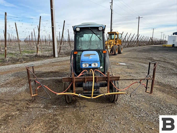 2008-new-holland-tn85fa-image-8