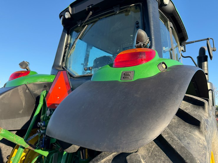 2017-john-deere-6120m-image-51