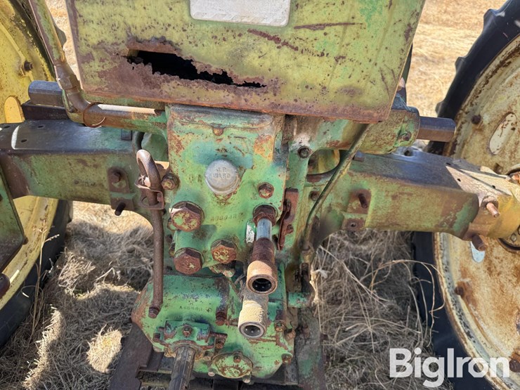 1955-john-deere-60-image-12