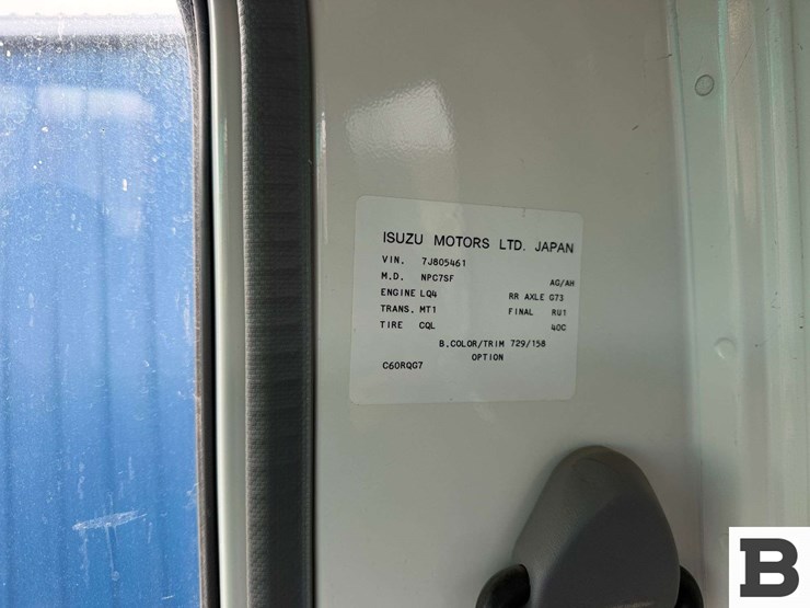 2007-isuzu-npr-image-29