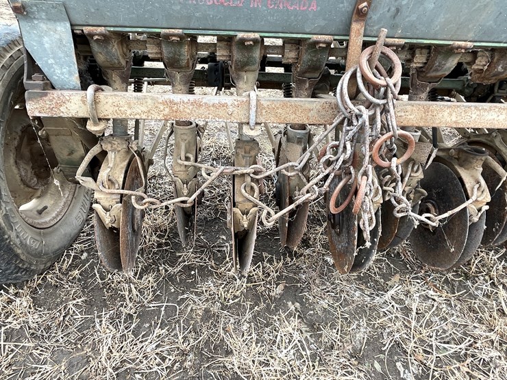 john-deere-10-image-11