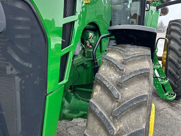 2007-john-deere-8230-image-16