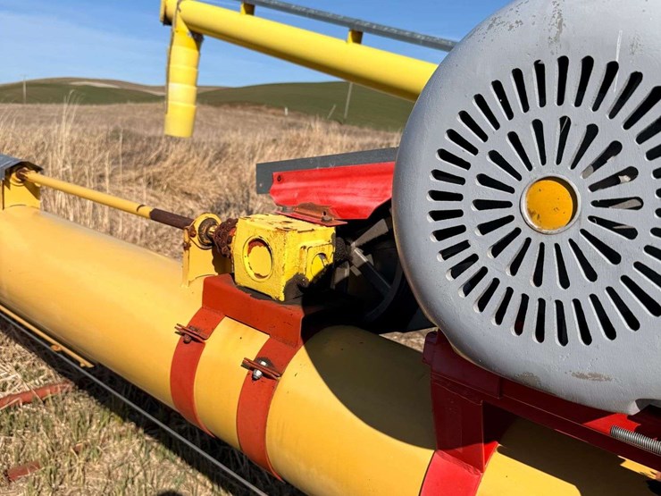 westfield-w130-41-auger---thornton,-wa-image-11