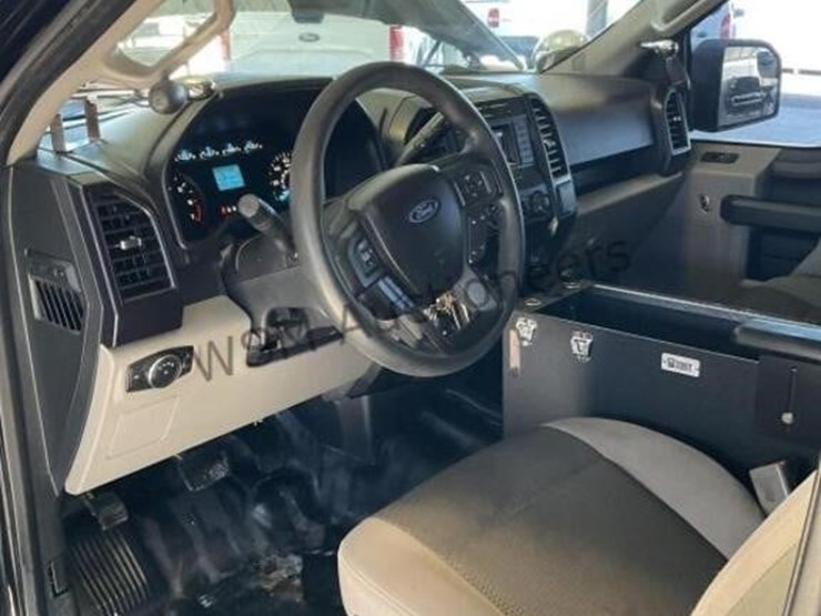 2017-ford-f150-image-22