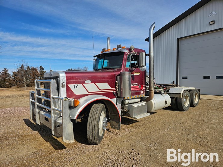 1996-peterbilt-379-image-1