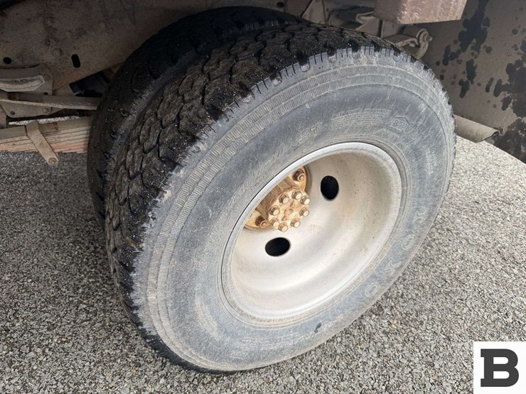 1988-gmc-sierra-3500-image-29