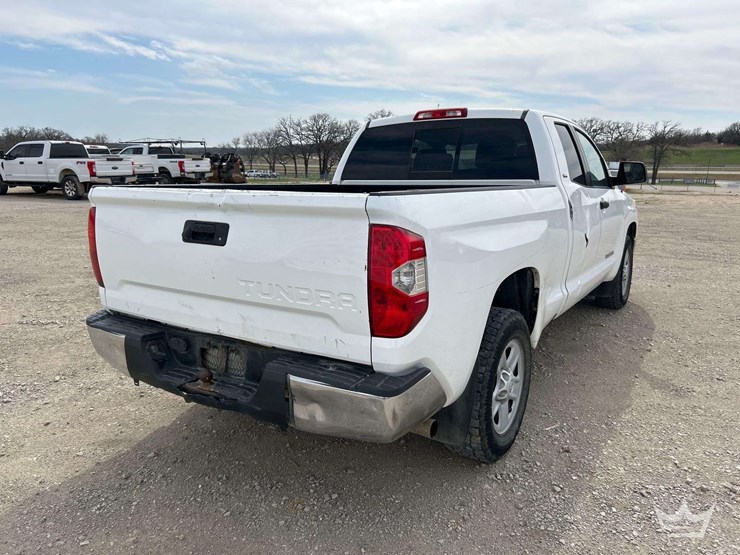 2014-toyota-tundra-image-3