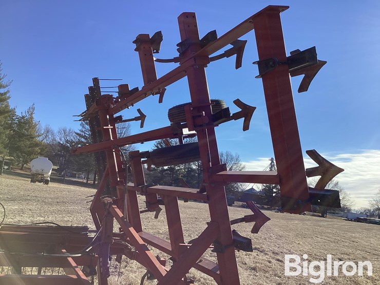 case-ih-4300-image-17