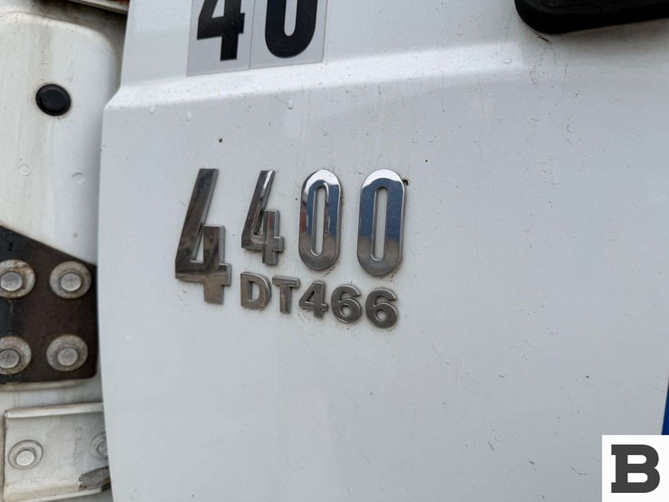 2007-international-durastar-4400-image-42