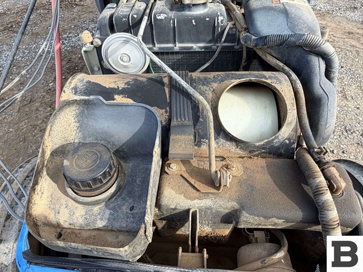 2008-new-holland-tn85fa-image-29