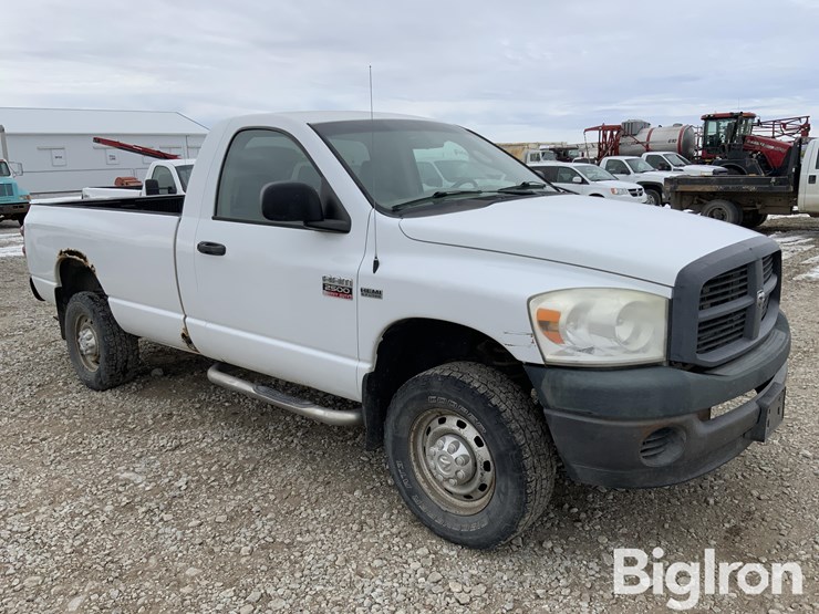 2009-dodge-ram-2500-image-3
