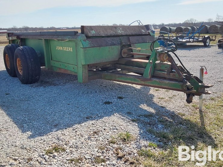 john-deere-785-image-3