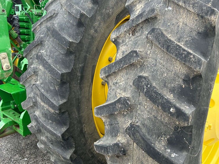 2008-john-deere-8430-image-22