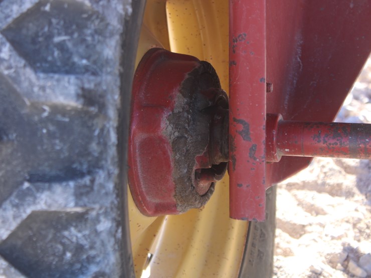 new-holland-166-image-20